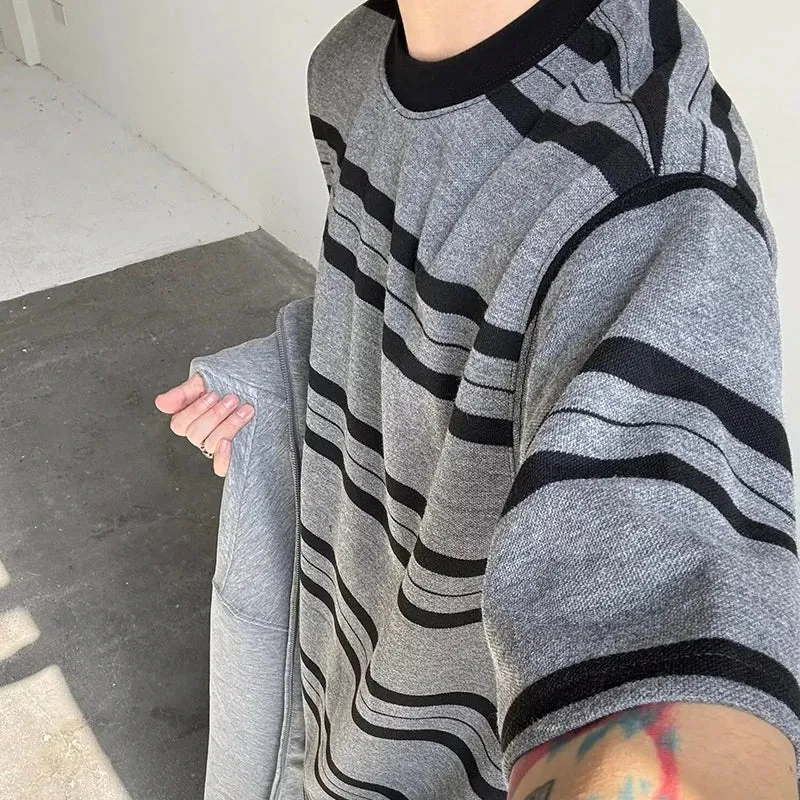 -  Retro Striped Tee Small Neckline Short Sleeved T-shirt Boys New Summer Loose Preppy Vintage Top Unisex Gray T Shirt