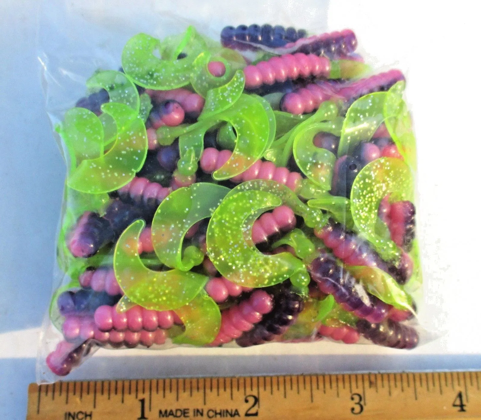 35 ct Cam's Bubble Gum 2" Curly Tail Soft Crappie Jig & Trout,Bream,Panfish Baits