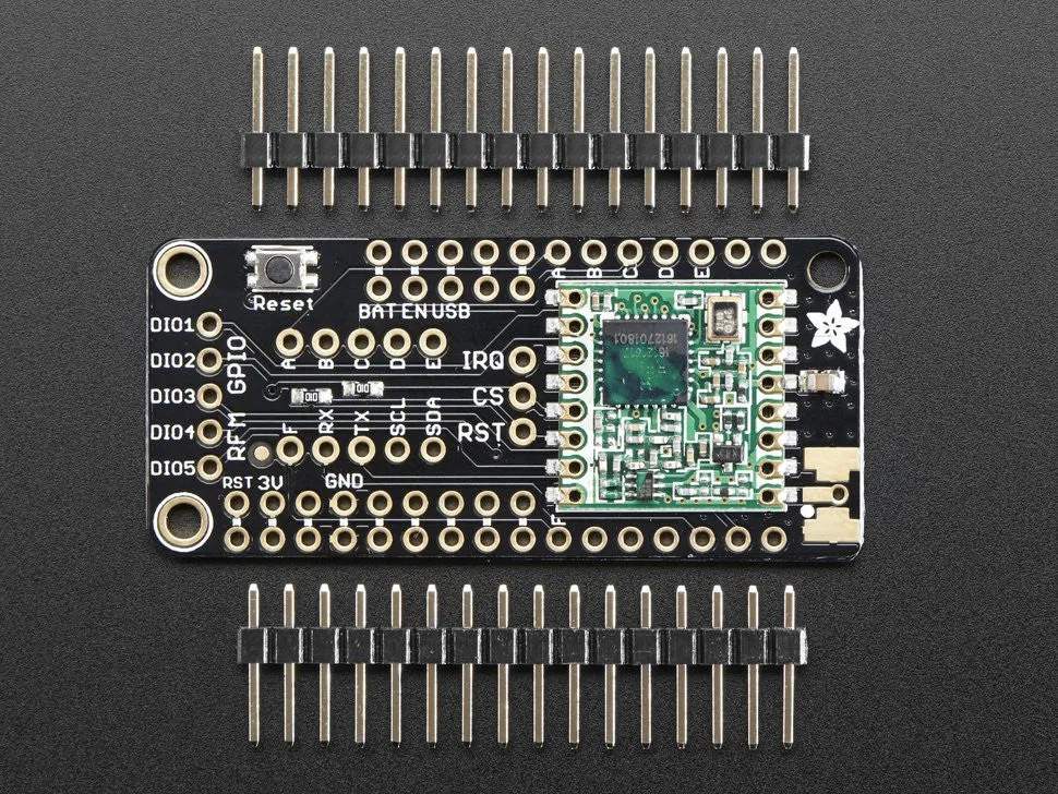 Adafruit LoRa Radio FeatherWing - RFM95W 900 MHz