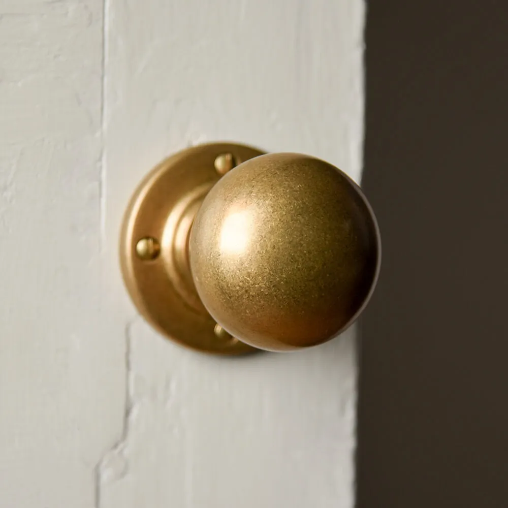 Aged Brass Large Bun Door Knobs